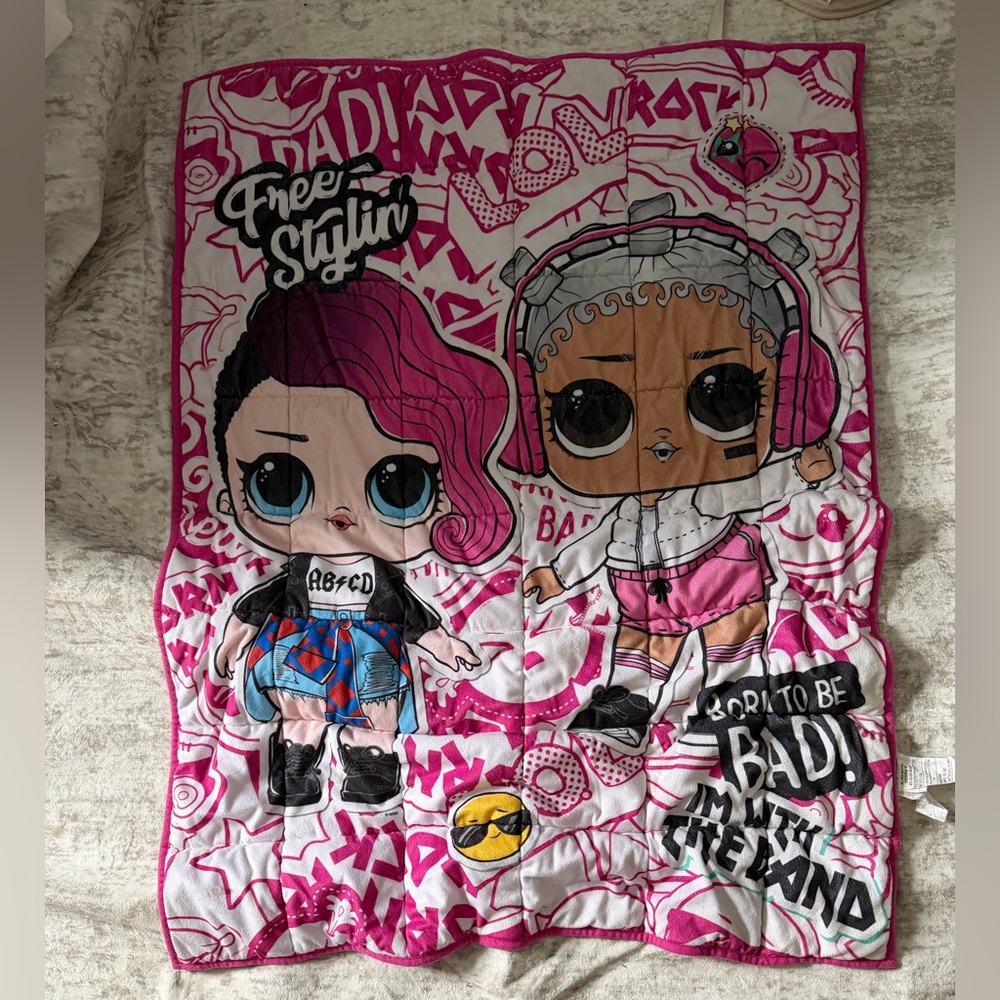 LOL character weighted blanket (5lbs)